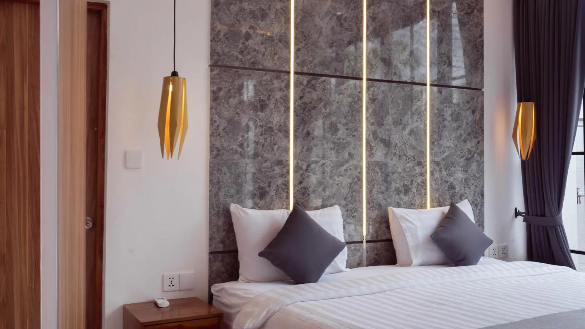 The Lavana Seminyak Loft 360 - 1 Bedroom Villa With Private Pool Szálloda