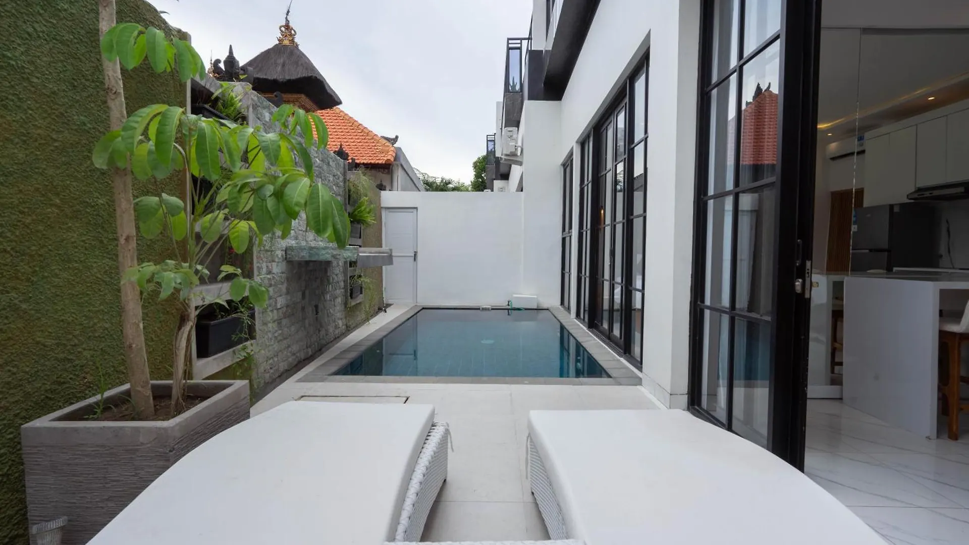 The Lavana Seminyak Loft 360 - 1 Bedroom Villa With Private Pool
