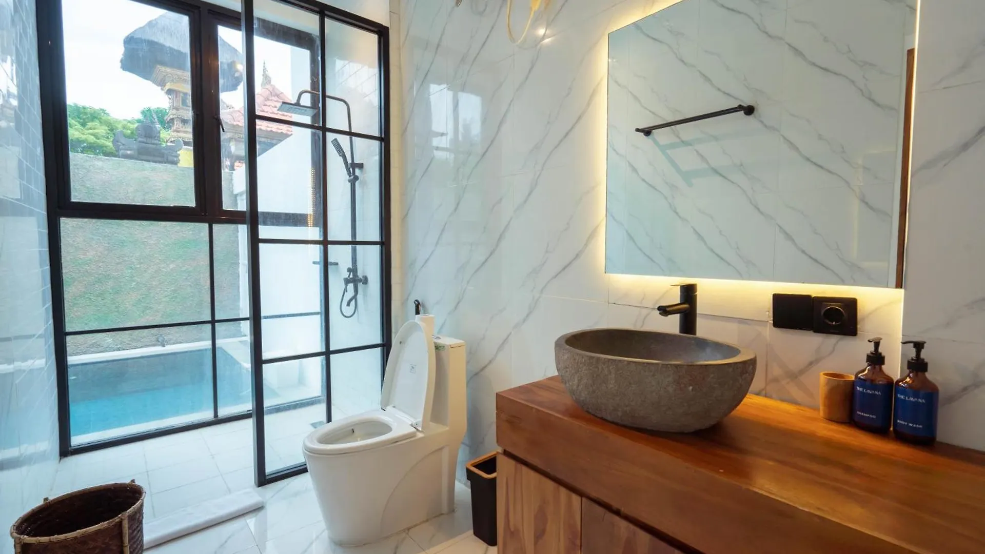 **** Szálloda The Lavana Seminyak Loft 360 - 1 Bedroom Villa With Private Pool Indonézia