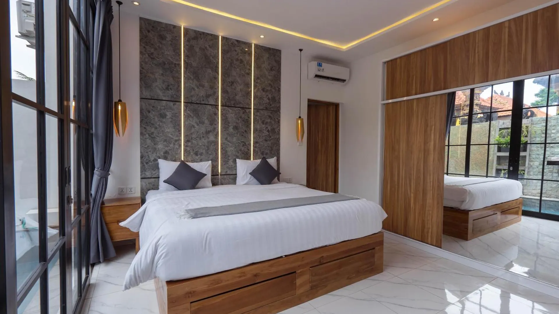 The Lavana Seminyak Loft 360 - 1 Bedroom Villa With Private Pool